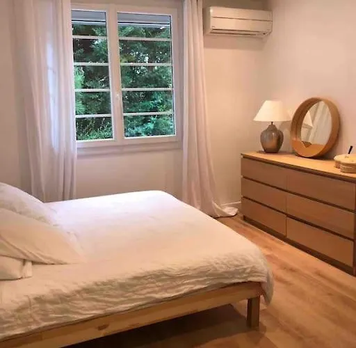 Jolie Maison A 5mins Des Plages Et Du *